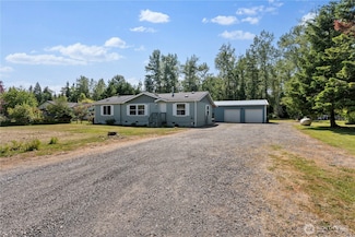 7845 Carson Rd, Blaine, WA 98230