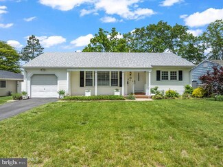 605 Oak Terrace, Point Pleasant Boro, NJ 08742
