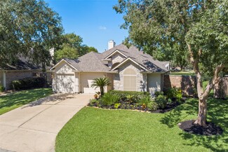 2326 Fairway Pointe Dr, League City, TX 77573