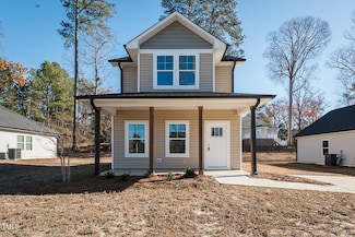 105 Ambergate Ct, Rocky Mount, NC 27804