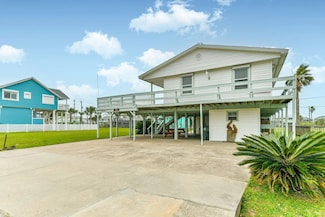 4214 Liberty Dr, Galveston, TX 77554
