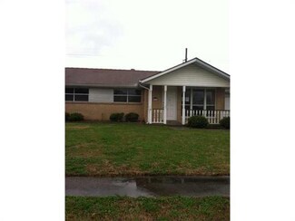 112 Perrin Dr, Arabi, LA 70032