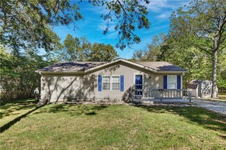 205 Wilderness Trail, Linn Valley, KS 66040