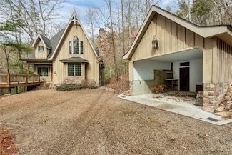 654 Brush Creek Dr, Highlands, NC 28741