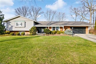 1105 52nd St NE, Canton, OH 44714