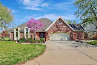 6904 E Aberdeen St, Wichita, KS 67206