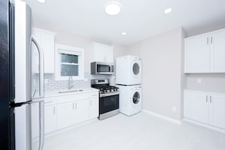 15 Saunders St, Allston, MA 02134