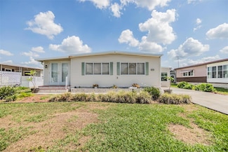 36750 Beth Ave, Zephyrhills, FL 33542