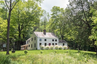 92 Barrows Heights, Dorset, VT 05251