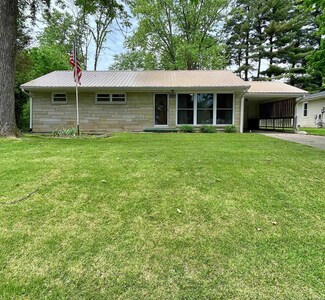 403 NE 20th St, Washington, IN 47501