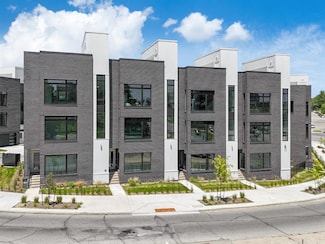 1201 Center St Unit B102, Des Moines, IA 50309
