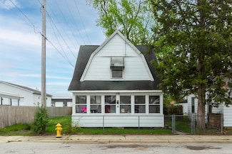1116 Christyann St, Mishawaka, IN 46545