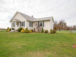 914 McClellandtown Rd, Mc Clellandtown, PA 15458