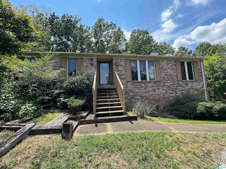 4526 Wooddale Dr, Pelham, AL 35124