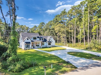 451 Pelican St, Magnolia, TX 77355