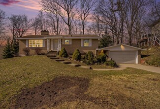1833 Doris Ave, Grand Haven, MI 49417