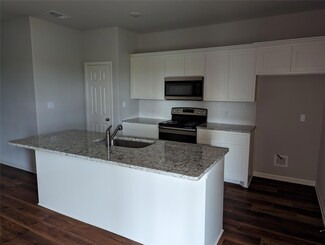 2700 Ginger Ct, Sherman, TX 75092