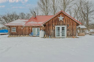 131 Twin Oaks Rd, New Alexandria, PA 15670