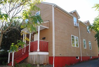 177 Dexter St, Providence, RI 02907