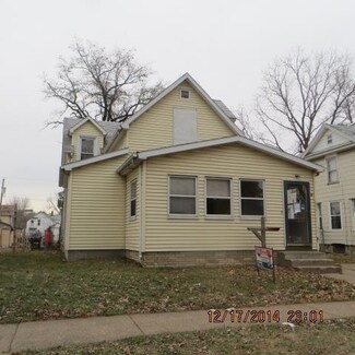 2212 W 1st St, Davenport, IA 52802