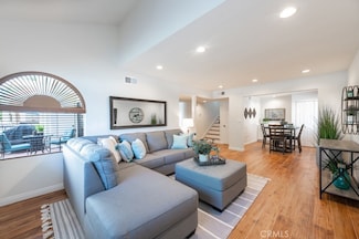 21620 Burbank Blvd Unit 7, Woodland Hills, CA 91367