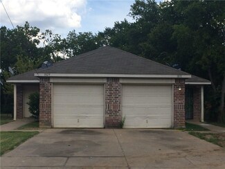 1829 Dillard St Unit 2, Fort Worth, TX 76105