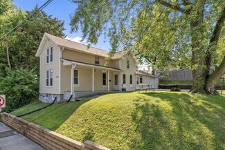 416 W 5th St, Muscatine, IA 52761