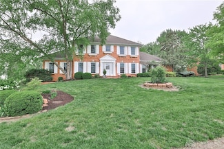 5896 Hazeltine Blvd, West Chester, OH 45069