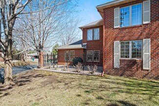 1902 Hunter Hill Rd, Hudson, WI 54016