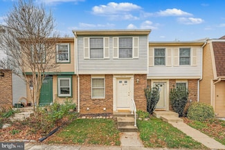 8278 Crestmont Cir, Springfield, VA 22153