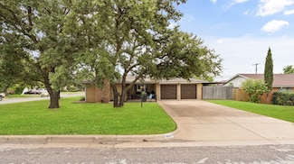 8617 Guadalupe Rd, Fort Worth, TX 76116