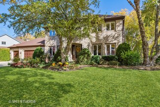 2708 Modaff Rd, Naperville, IL 60565