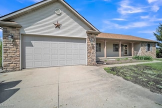 41060 Peck Wadsworth Rd, Wellington, OH 44090