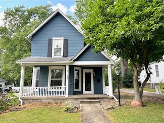 208 Water St, Chardon, OH 44024