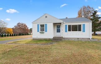 377 Hayden Station Rd, Windsor, CT 06095