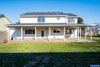 4988 Grassland Ct NE, Salem, OR 97305