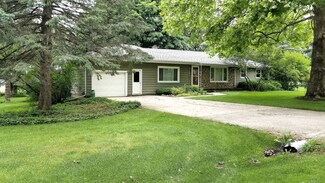1822 N Weller Dr, Mount Morris, IL 61054