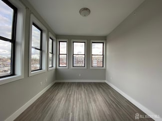 22 Center St Unit 302, Metuchen, NJ 08840