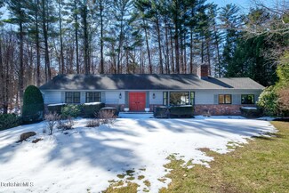 75 Hill Province Rd, Williamstown, MA 01267