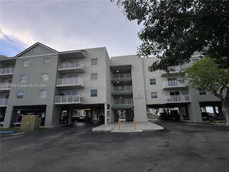 8260 SW 210th St Unit 310, Cutler Bay, FL 33189
