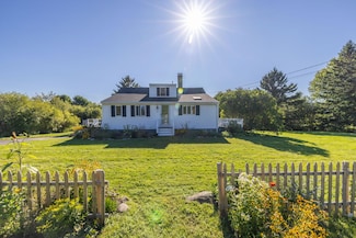 26 Lake View Terrace, Rockland, ME 04841