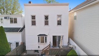 232 Centre Ave, Secaucus, NJ 07094