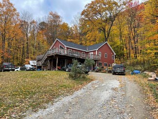 2083 Lower Notch Rd, Bristol, VT 05443