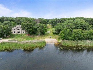 5335 Pine Beach Rd, Brainerd, MN 56401