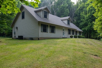 10926 Gorsline Rd, Battle Creek, MI 49014