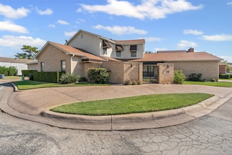 32 One Main Place, Benbrook, TX 76126