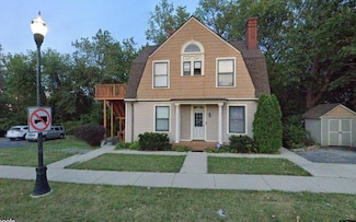 311 N Sheridan Rd Unit 1N, Waukegan, IL 60085