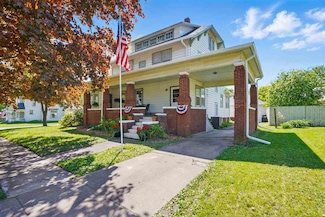 109 S Church St, Morning Sun, IA 52640