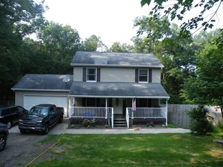 838 Holton Whitehall Rd, Whitehall, MI 49461