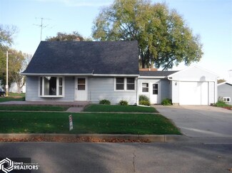 715 Broadway St, Brooklyn, IA 52211